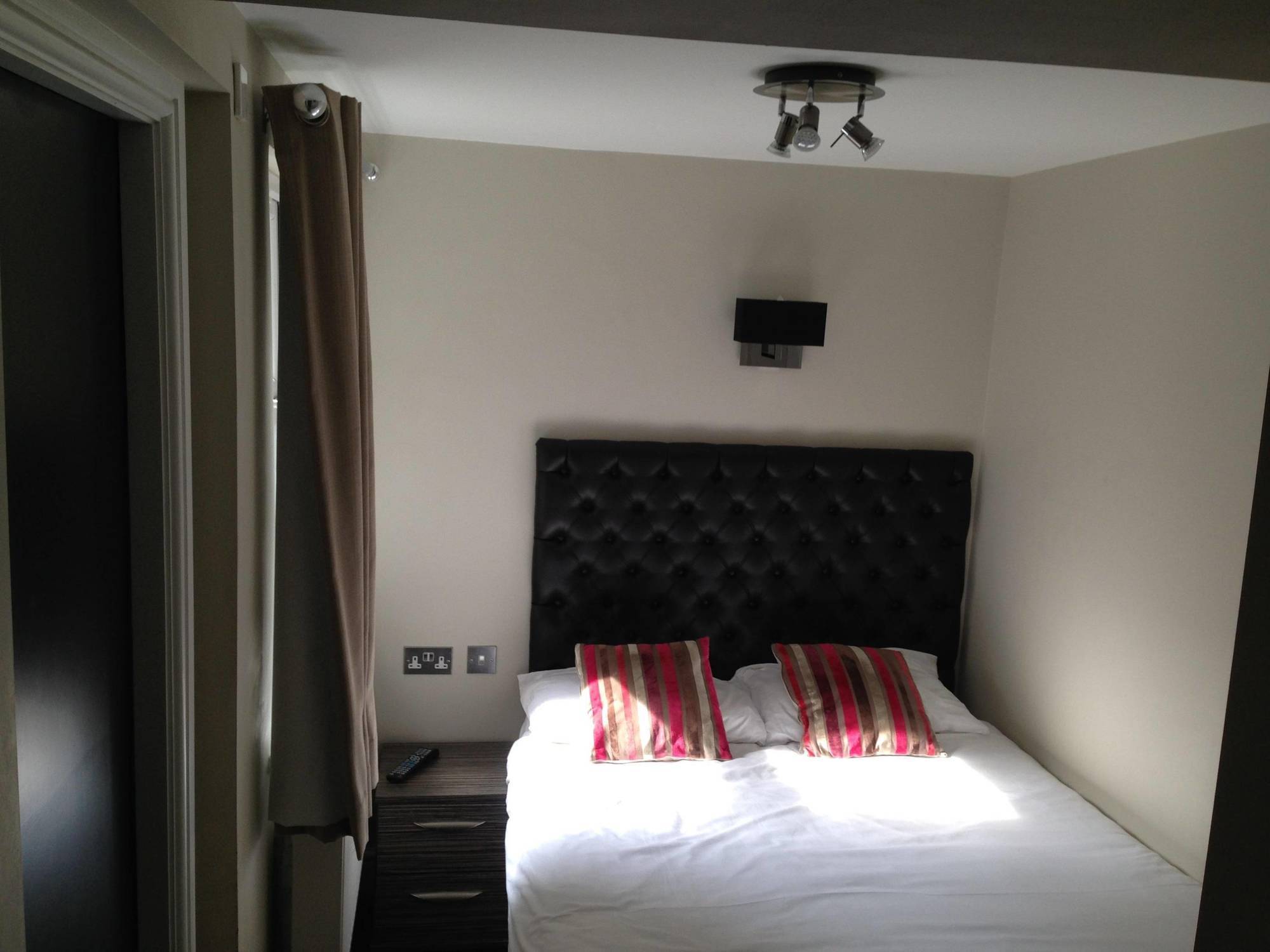 Sara Hotel Londen Buitenkant foto