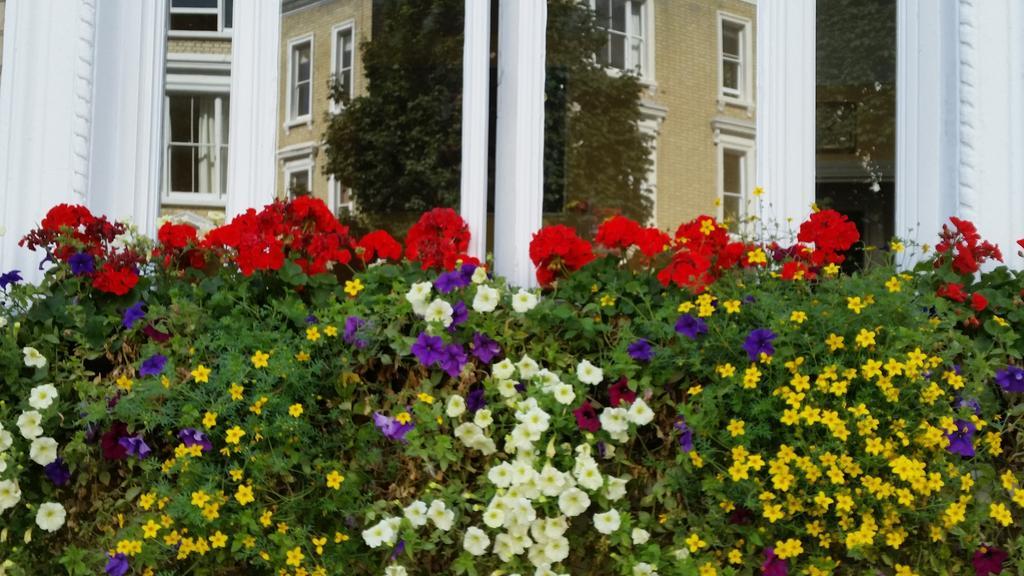 Sara Hotel Londen Buitenkant foto